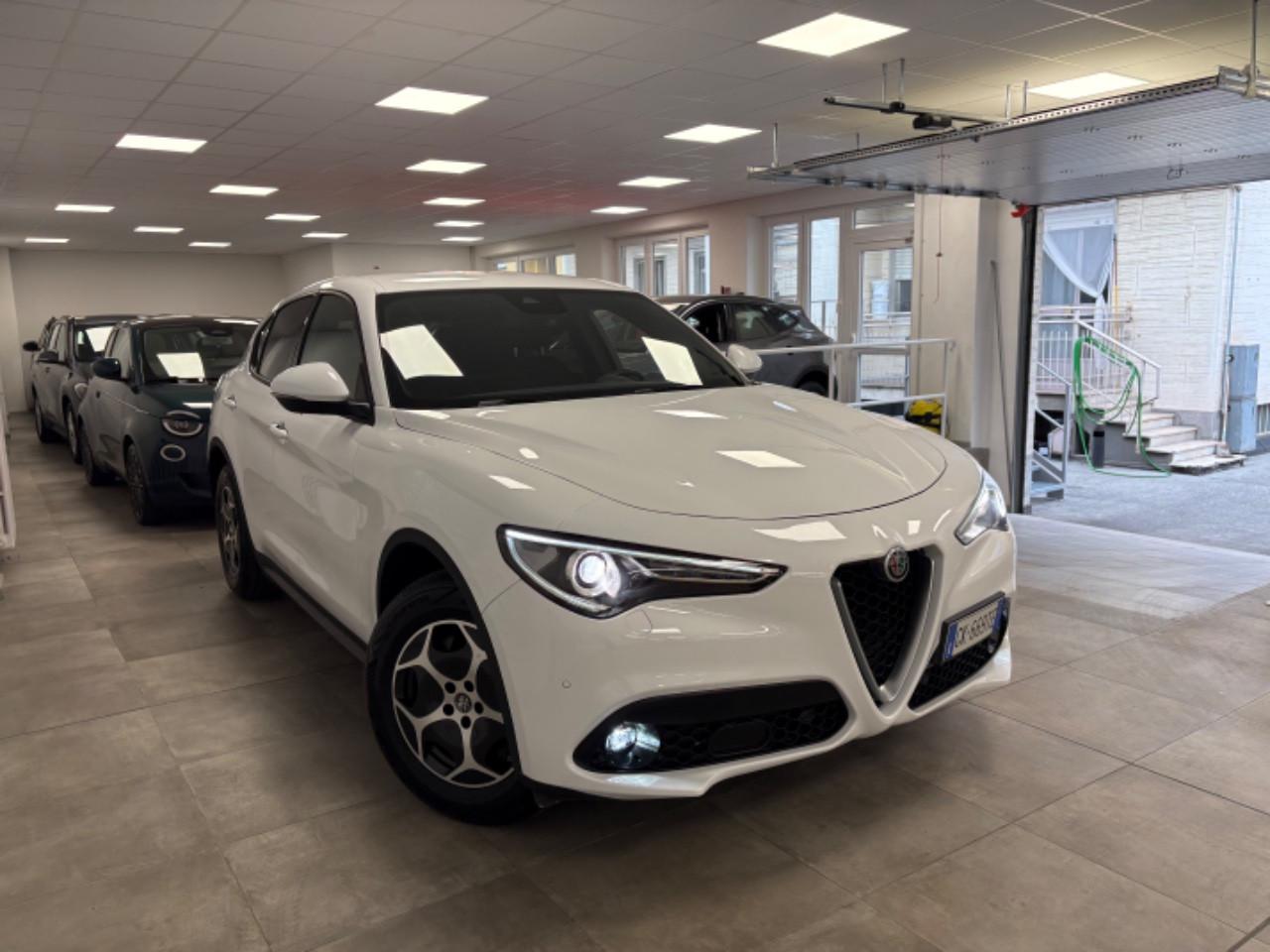 Alfa Romeo Stelvio 2.2 td Super Business AT8 Q4 190cv auto