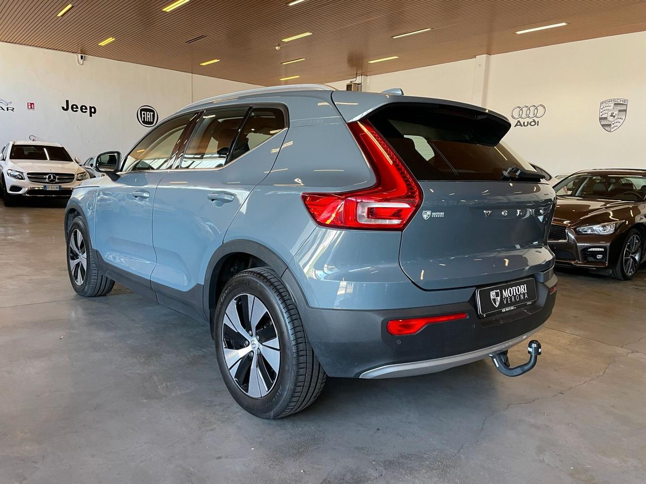 Volvo XC40 T5 Recharge Plug-in Hybrid momentum