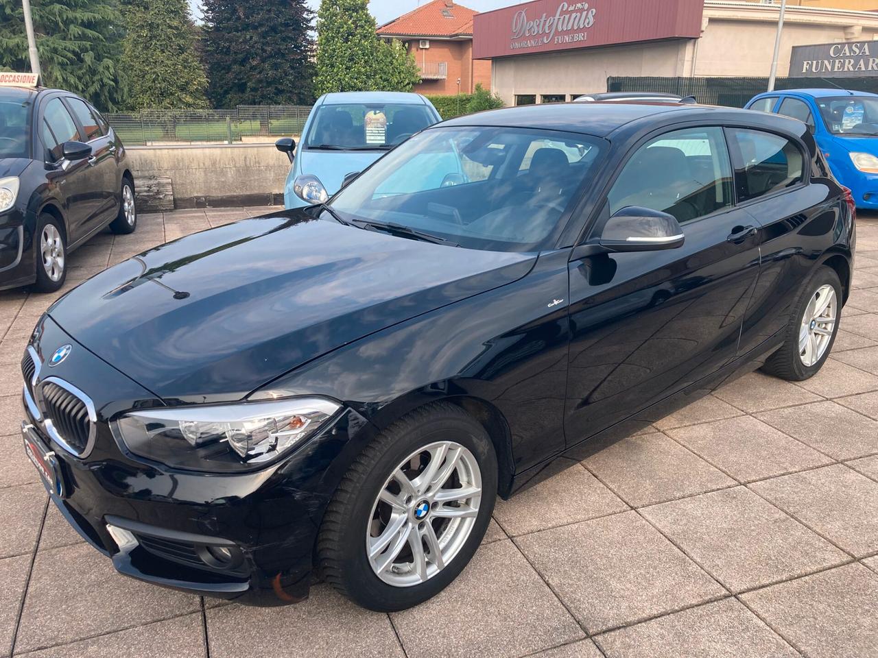 Bmw 114 114d 3p. Urban