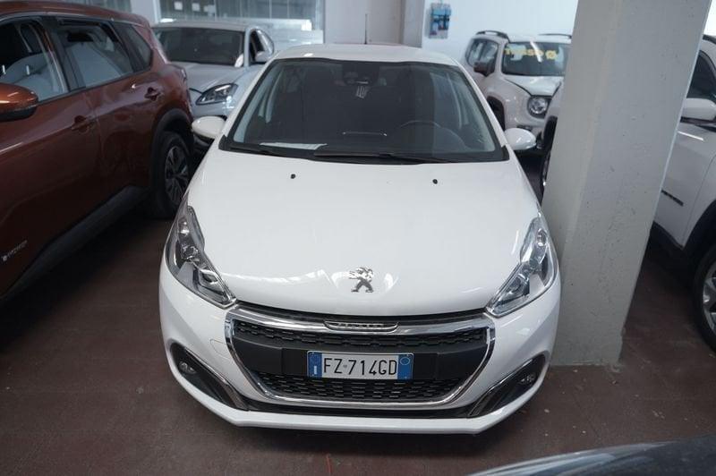 Peugeot 208 I 2015 5p 1.2 puretech Allure s&s 82cv neopatentati