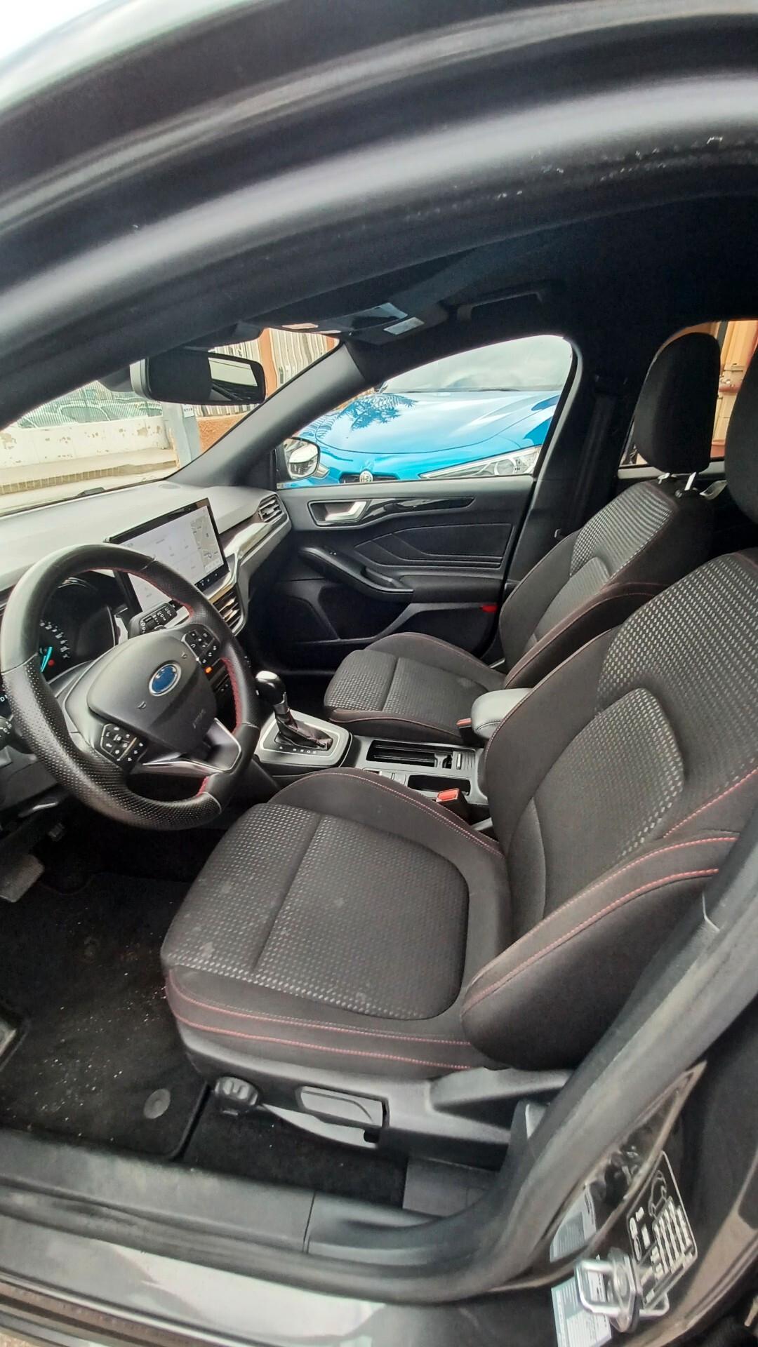 Ford Focus 1.0 EcoBoost Hybrid 125 CV Powershift SW ST-Line