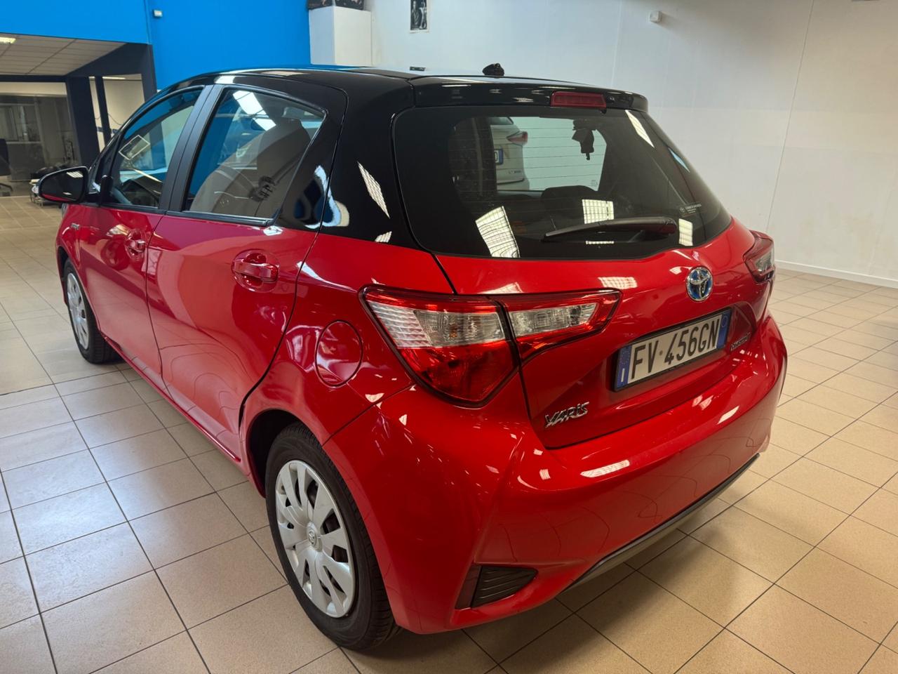 Toyota Yaris 1.5 Hybrid 5 porte Cool