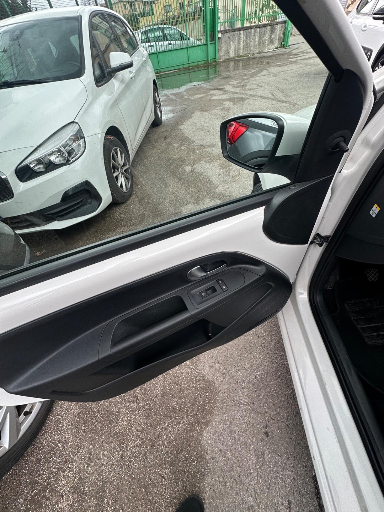 Volkswagen up! 1.0 5p. move