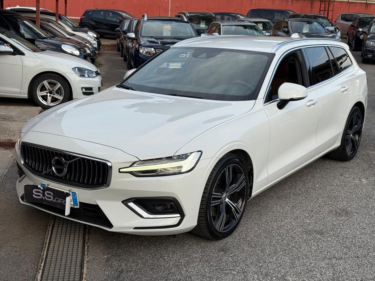V60 b3/automatica/r design /rate/permute/garanzia