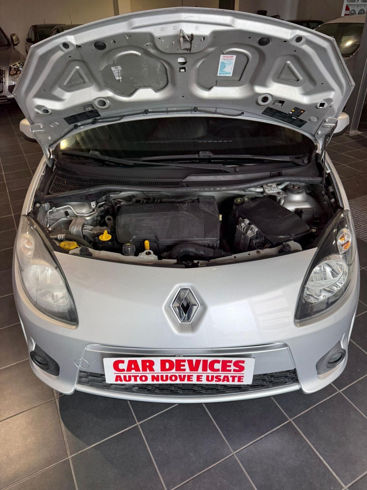 Renault Twingo 1.2 -BENZINA-NEOPATENTATI