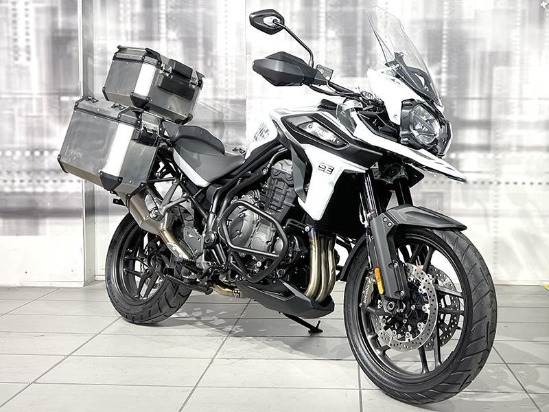 Triumph Tiger Alpine 1200