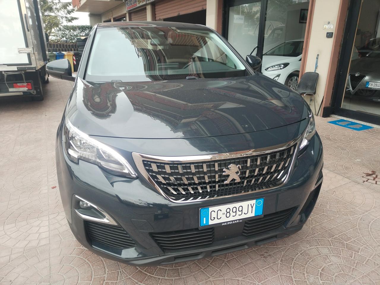 Peugeot 3008 BlueHDi 130 S&S EAT8 Crossway