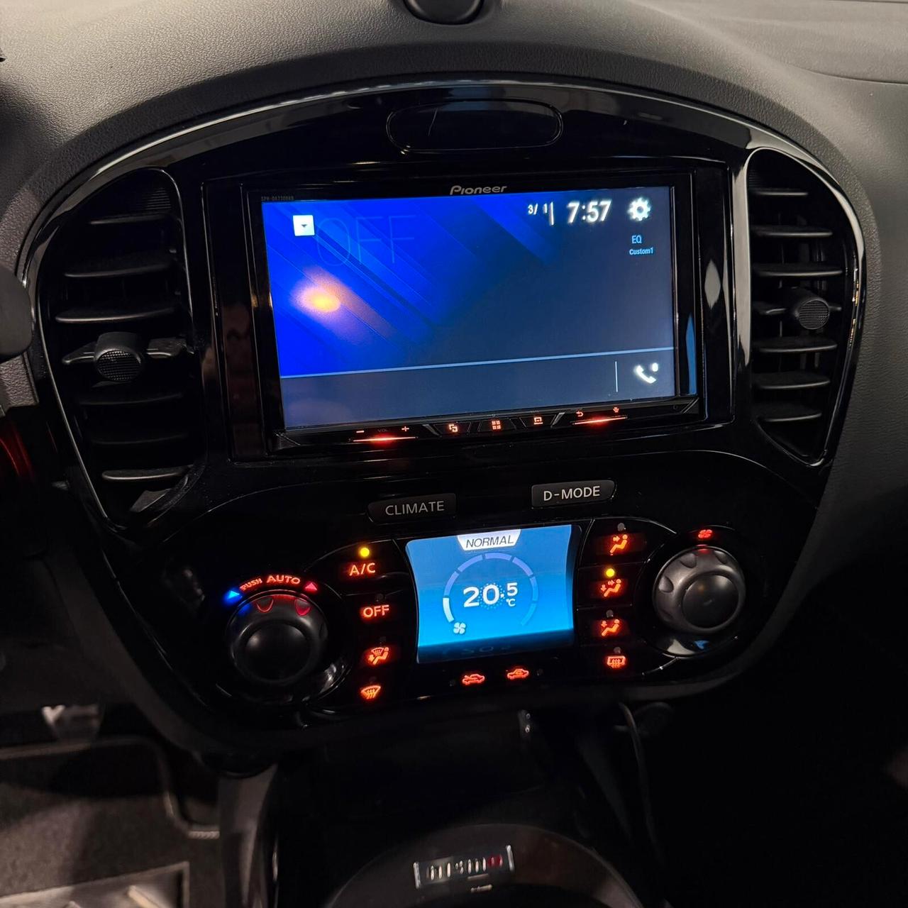 Nissan Juke 1.6 DIG-T 200 Nismo