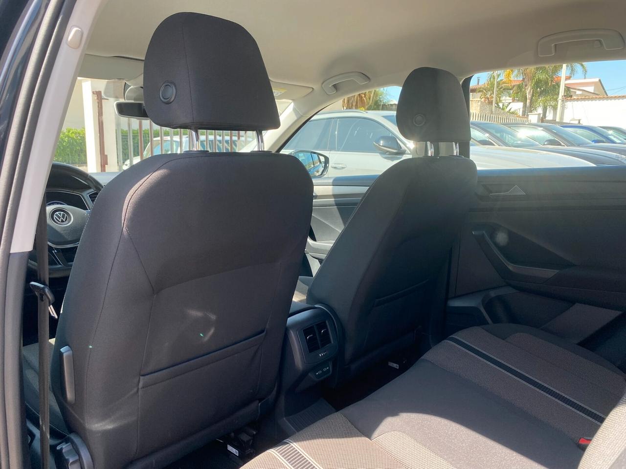 Volkswagen T-Roc Business 2.0 TDI 150CV DSG