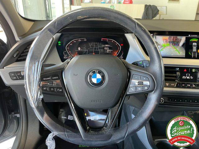 BMW 116 d Autom. *FARI LED*NAVI*CAMERA