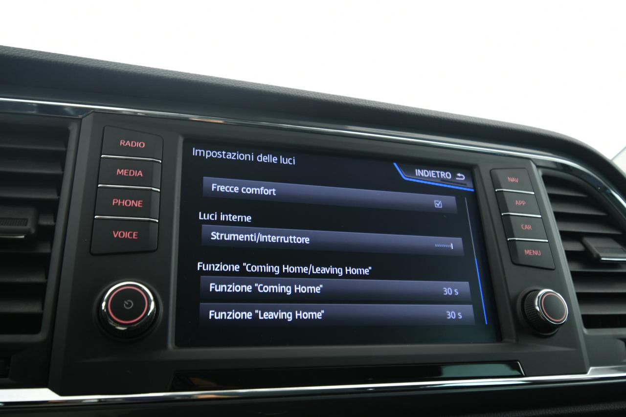 SEAT Ateca 1.6 tdi Business dsg NEOPATENTATI+CAMERA+ACC