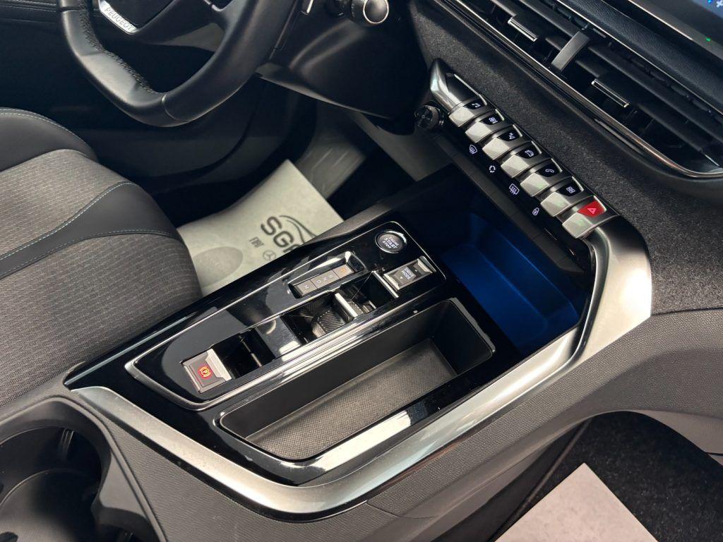 Peugeot 5008 7 Posti EAT8 Allure Pack 1.5 Diesel