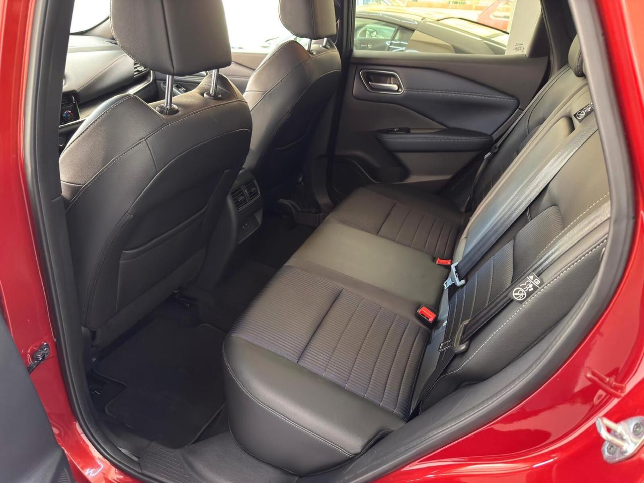 NISSAN QASHQAI MHEV 140 CV Tekna +