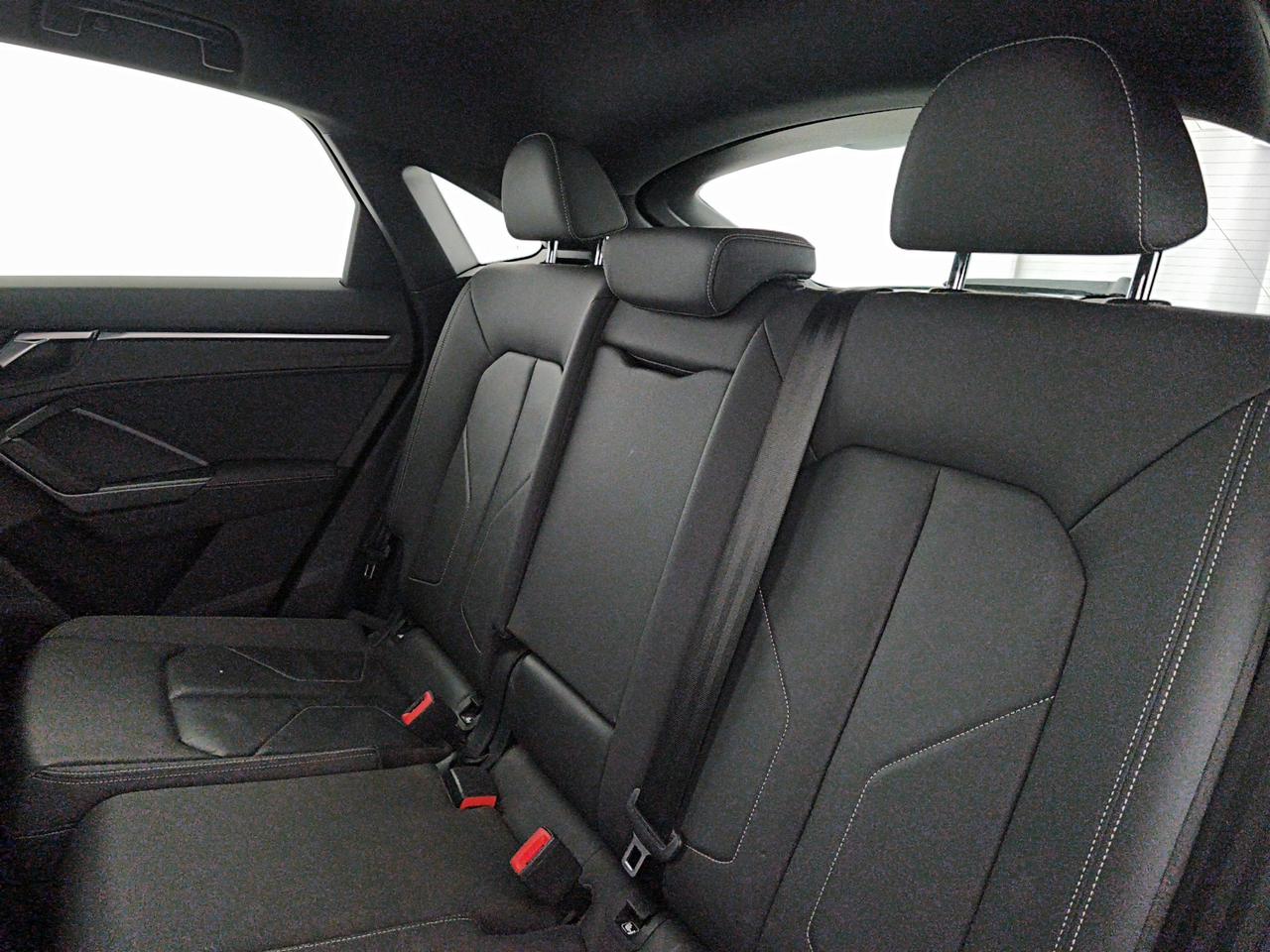 Audi Q3 Sportback 40 2.0 tdi S line edition quattro 190