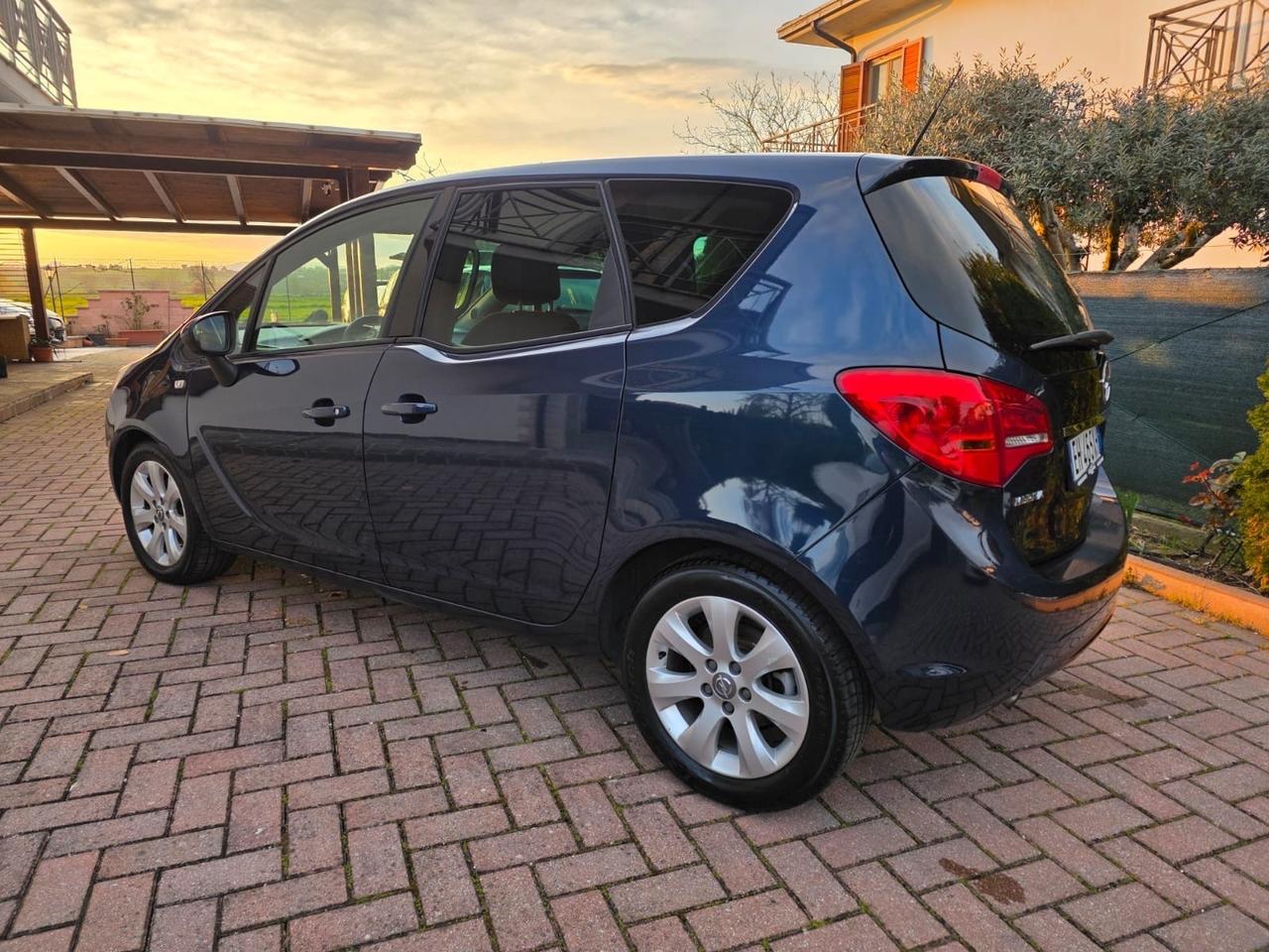 Opel Meriva 1.3 CDTI 95CV ecoFLEX Cosmo