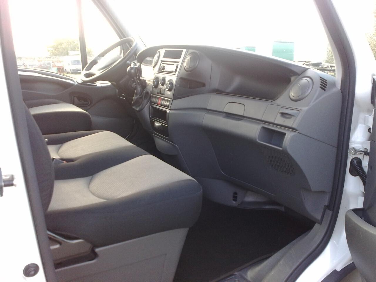 Iveco Daily 35s15 2.3hpt CASSONE FISSO - 2012