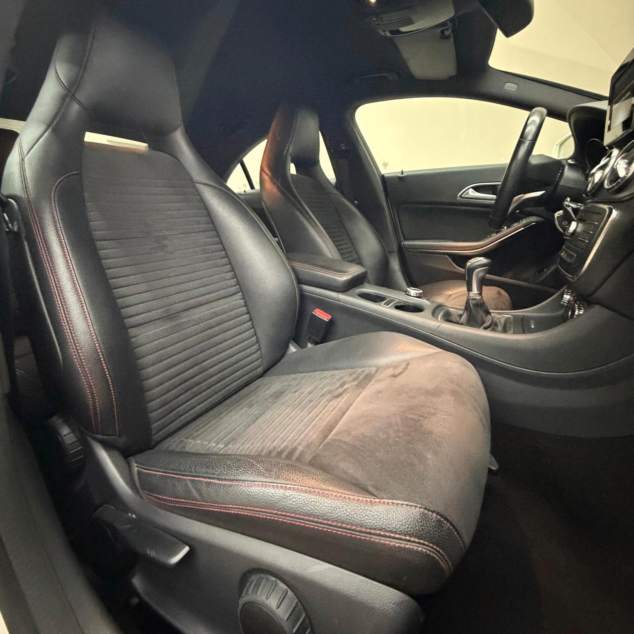 Mercedes-benz CLA 200 CDI Premium
