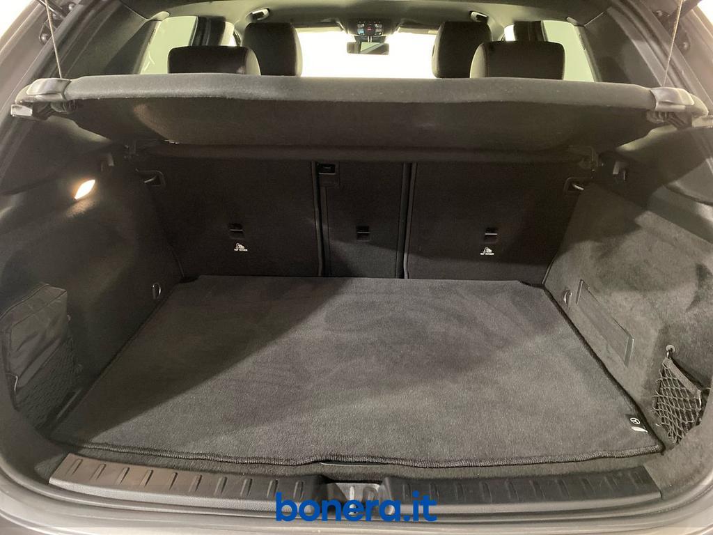 Mercedes GLA 200 200 D Premium 8G-DCT