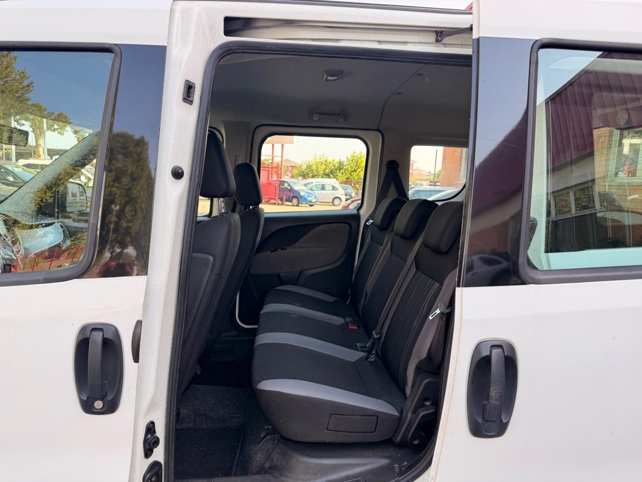 Fiat Doblo Doblò 1.4 T-Jet 16V Natural Power Lounge