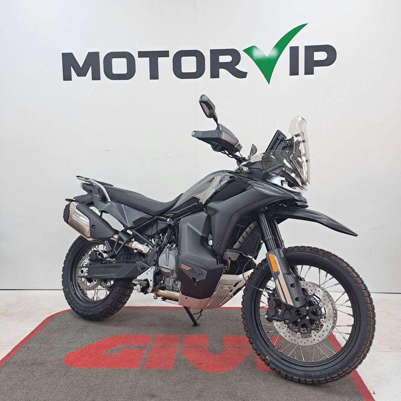 CFMOTO 800 MT-X SOLO 140 euro/MESE
