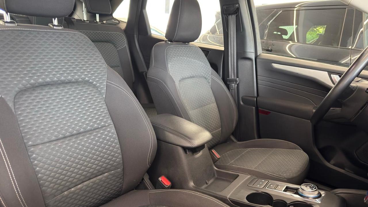 Kuga 1.5 EcoBlue 120 CV automatica 2WD Connect UNICO PROPRIETARIO