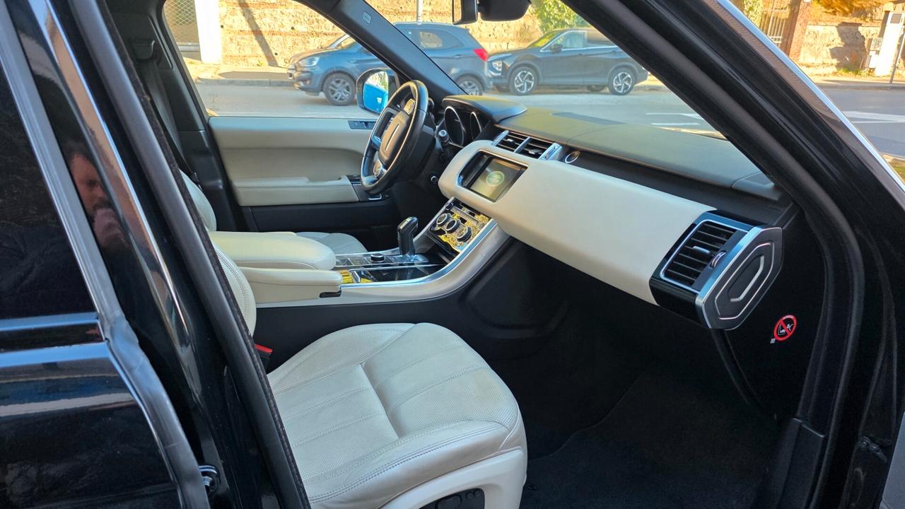 Land Rover Range Sport 3.0 TDV6 HSE Dynamic Auto