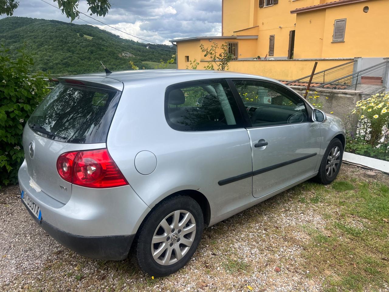 Volkswagen Golf 2.0 TDI 110CV DPF 3p. Trendline
