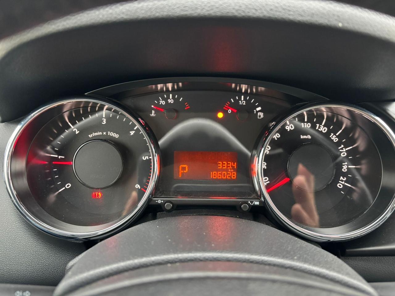 Peugeot 3008 BlueHDi 120 EAT6 S&S Allure