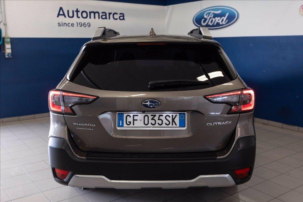 SUBARU Outback 2.5i Premium lineartronic del 2021