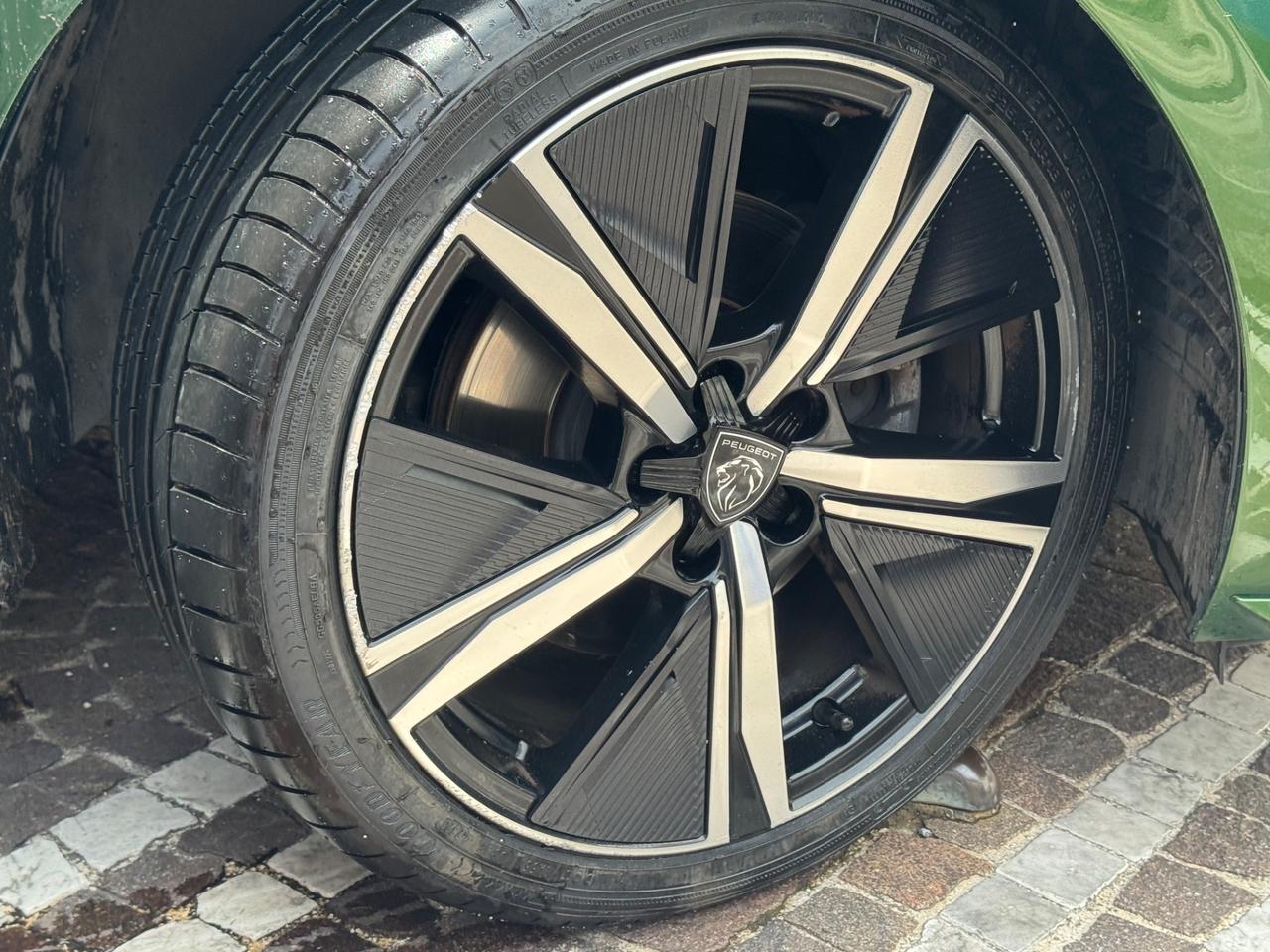 Peugeot 308 BlueHDi 130 S&S EAT8 GT Pack