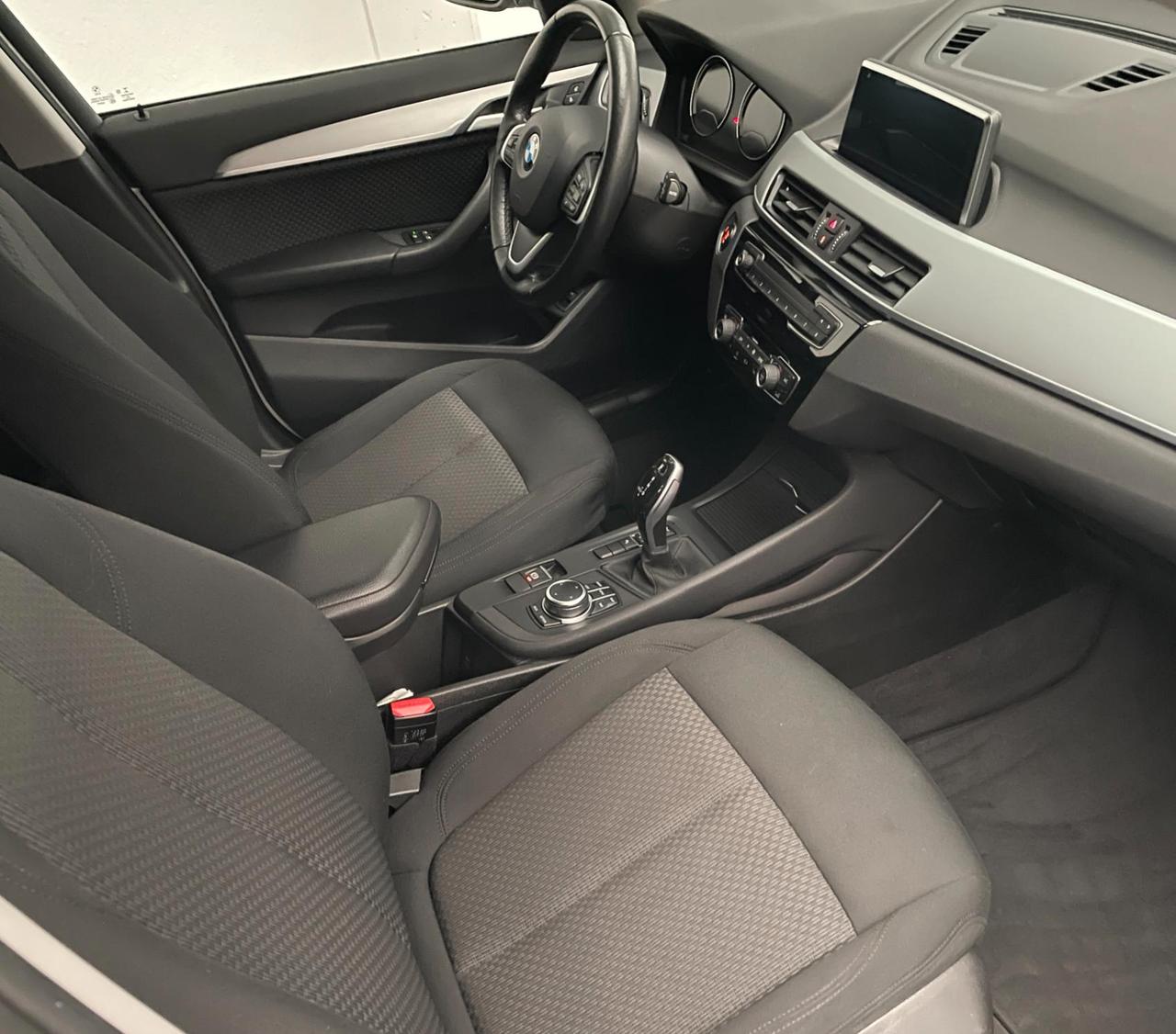 BMW X1 sdrive 18d Business Advantage auto