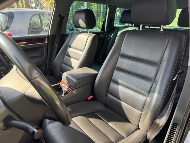 VOLKSWAGEN Touareg 3.0 V6 TDI DPF tiptronic