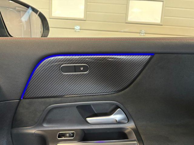 MERCEDES-BENZ GLA 180 d AMG Premium Automatico