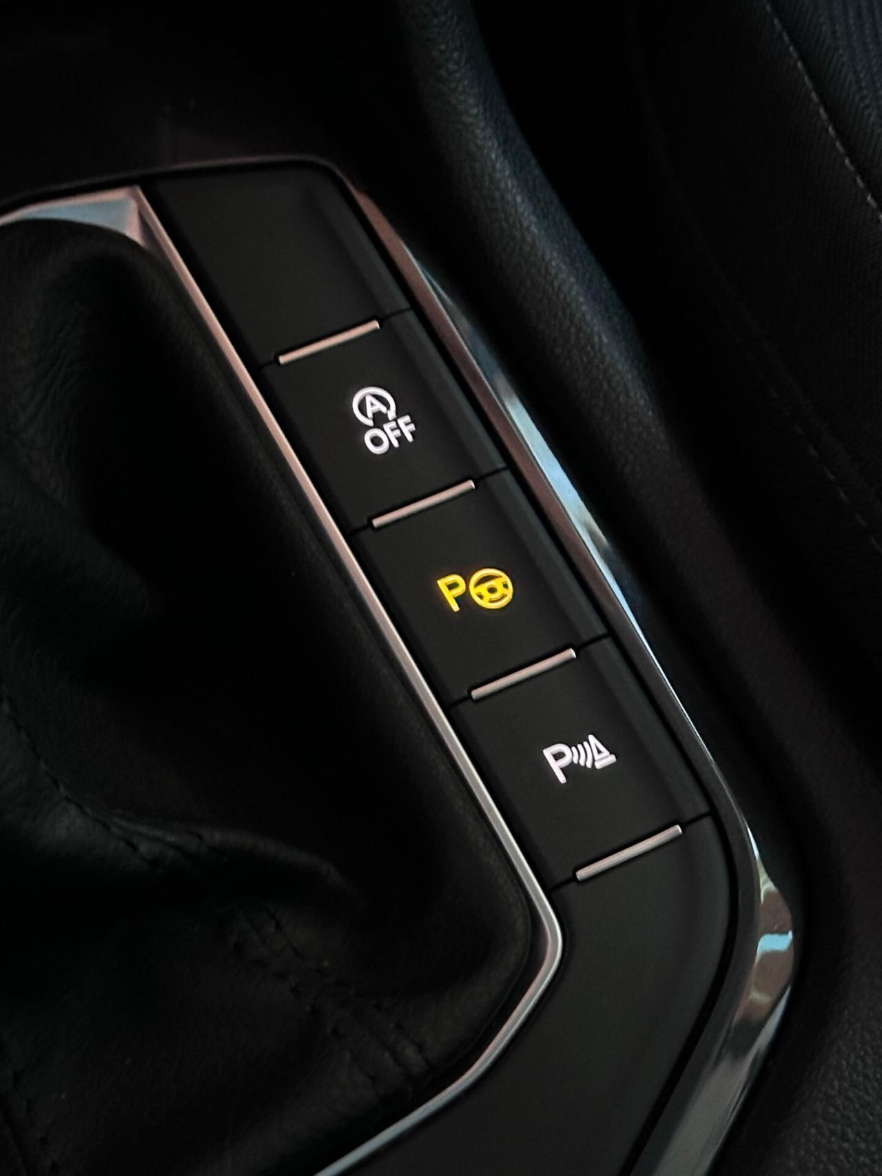 Volkswagen Tiguan 2.0 TDI 150 CV SCR DSG Elegance
