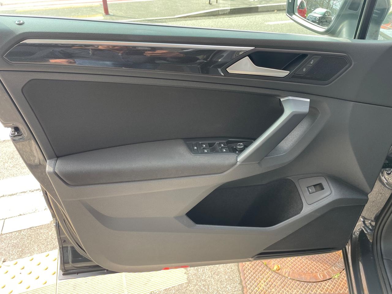 VW Tiguan 2.0TDI 150CV DSG/1PROP/GARANZIA/IVA