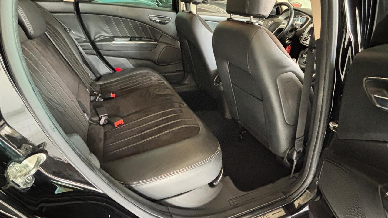 Lancia Delta 1.4 T-Jet 120 CV Silver Ecochic GPL