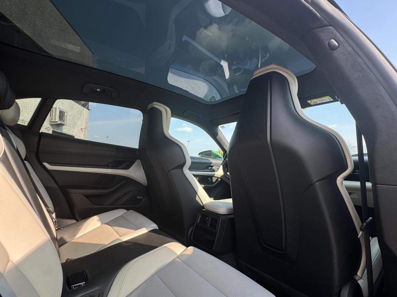 Porsche Taycan Cross Turismo Turbo 5p.ti