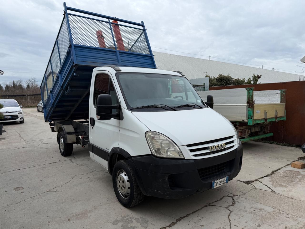 Iveco Daily 2.3 d Ribaltabile Trilaterale - 2008