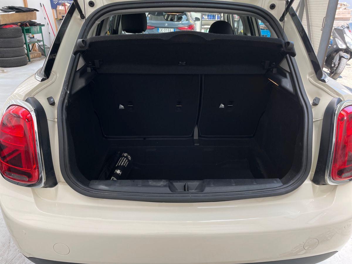 MINI Mini IV F55 2018 5p - Mini 5p 1.5 One 75cv