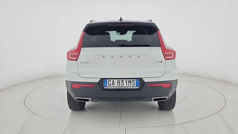 Volvo XC40 T5 Recharge Plug-in Hybrid R-design