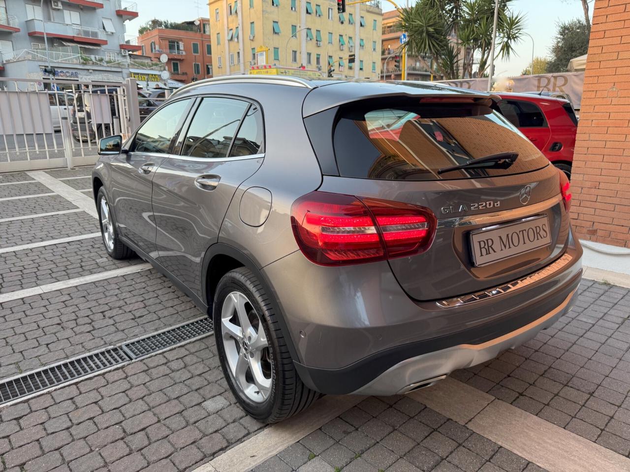 Mercedes-benz GLA 220d Sport Plus - IVA 22% - TAGLIANDI Mercedes-Benz