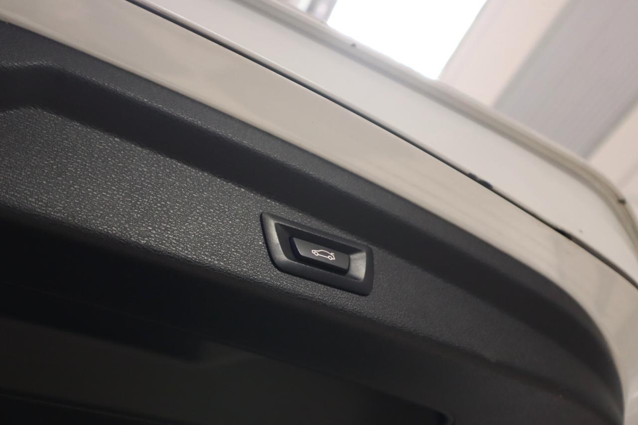 Bmw X2 sDrive18d Business-X