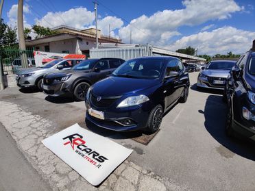 CONCESSIONARIA RR CARS : Lancia Ypsilon 1.2 69 CV 5 porte GPL Ecochic Gold