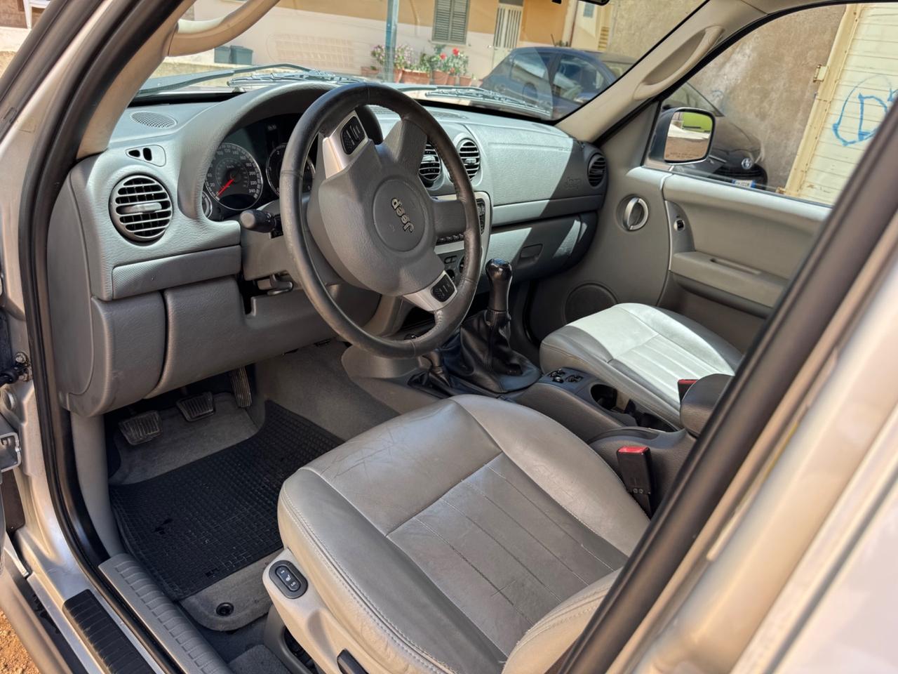 Jeep Cherokee 2.8 CRD Limited