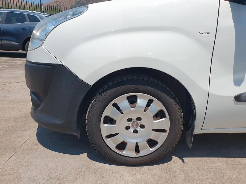FIAT Doblò 1.6 MJ 105CV Cargo Scaffali B&M 09.2014