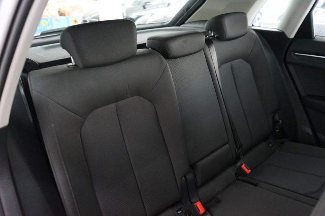 AUDI Q3 35 TDI S tronic Business Sport Uniprop.