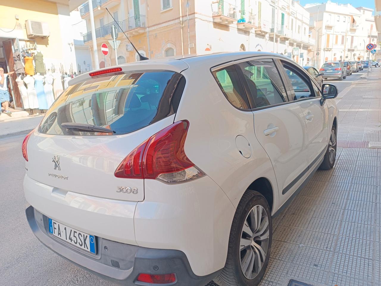 Peugeot 3008 BlueHDi 120 CV BUSINESS FULL OPTIONAL
