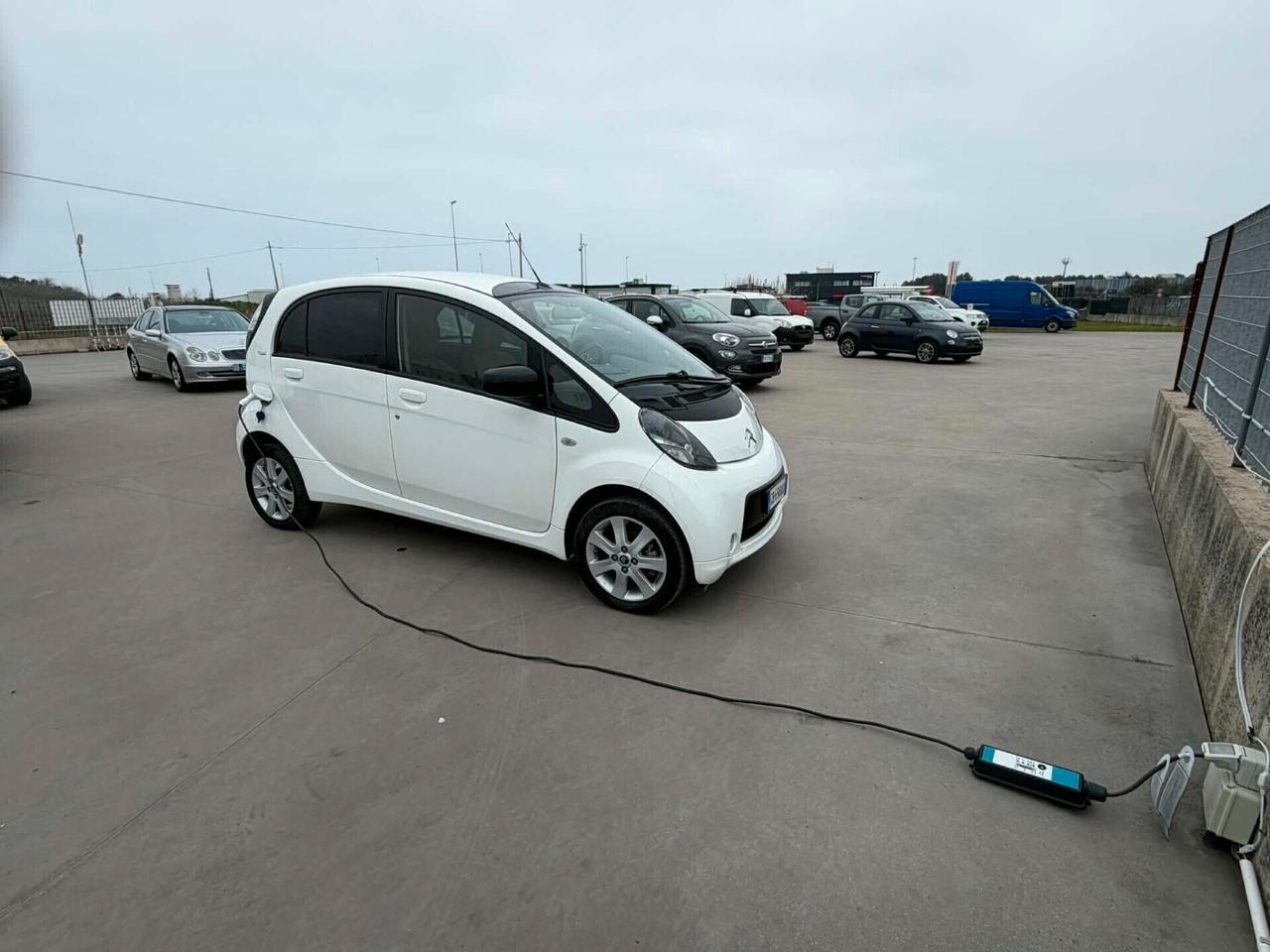 Citroen C-Zero FULL ELECTRIC SEDUCTION