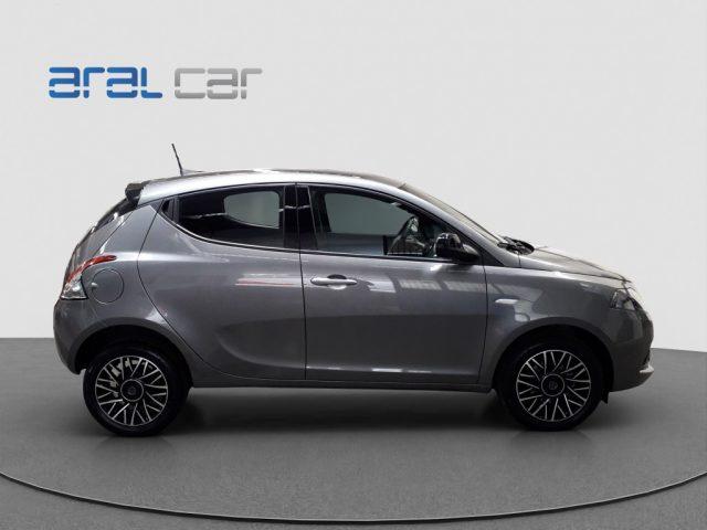 LANCIA Ypsilon 1.0 FireFly 5 porte S&S Hybrid Platino