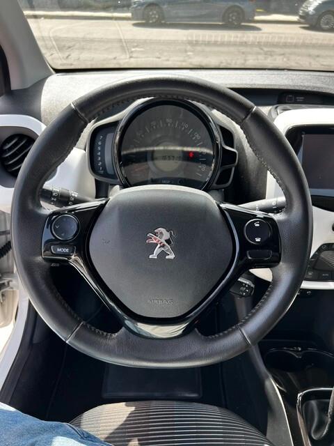 Peugeot 108 PureTech 82 5 porte Allure TOP!